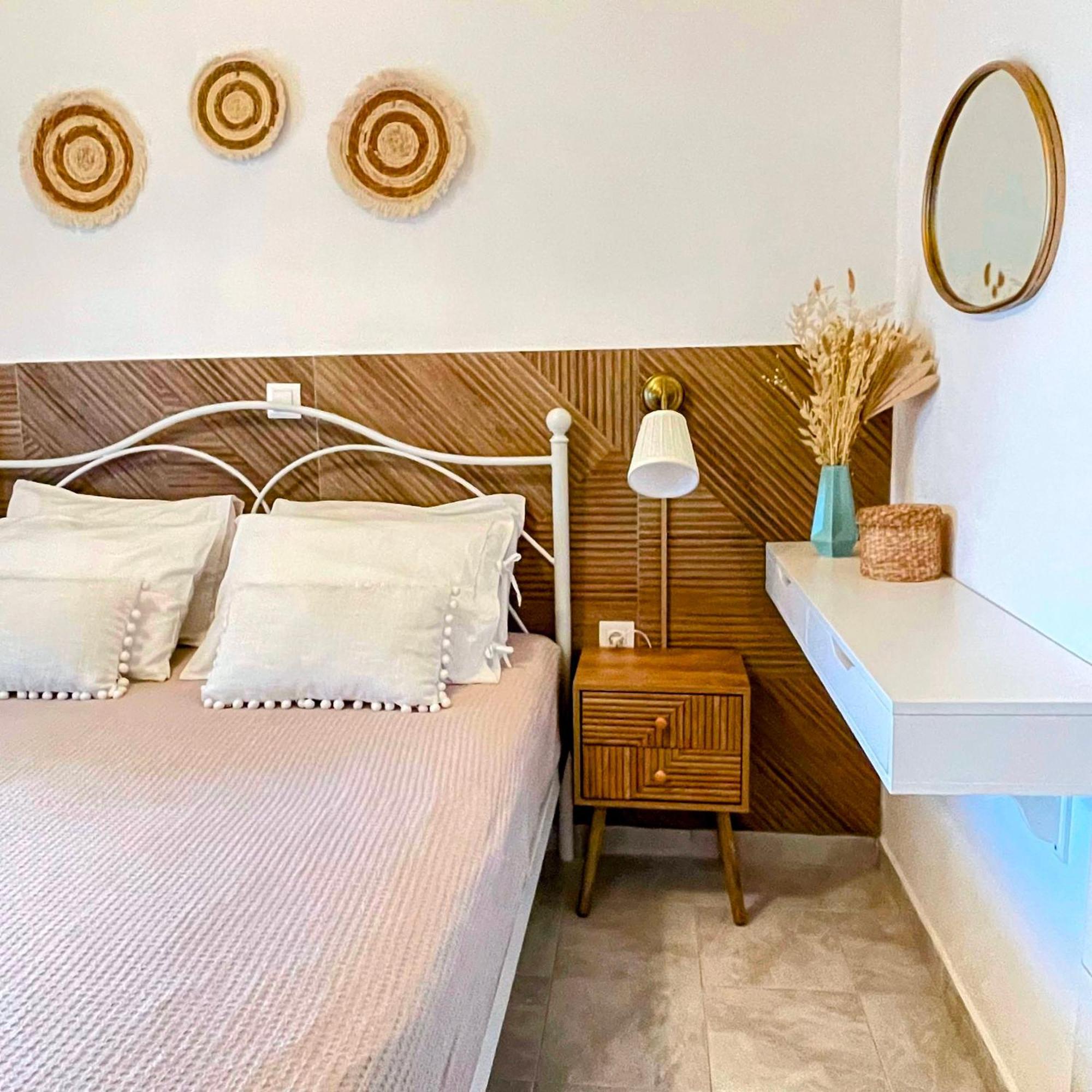 Mesogitonia House Zakros
