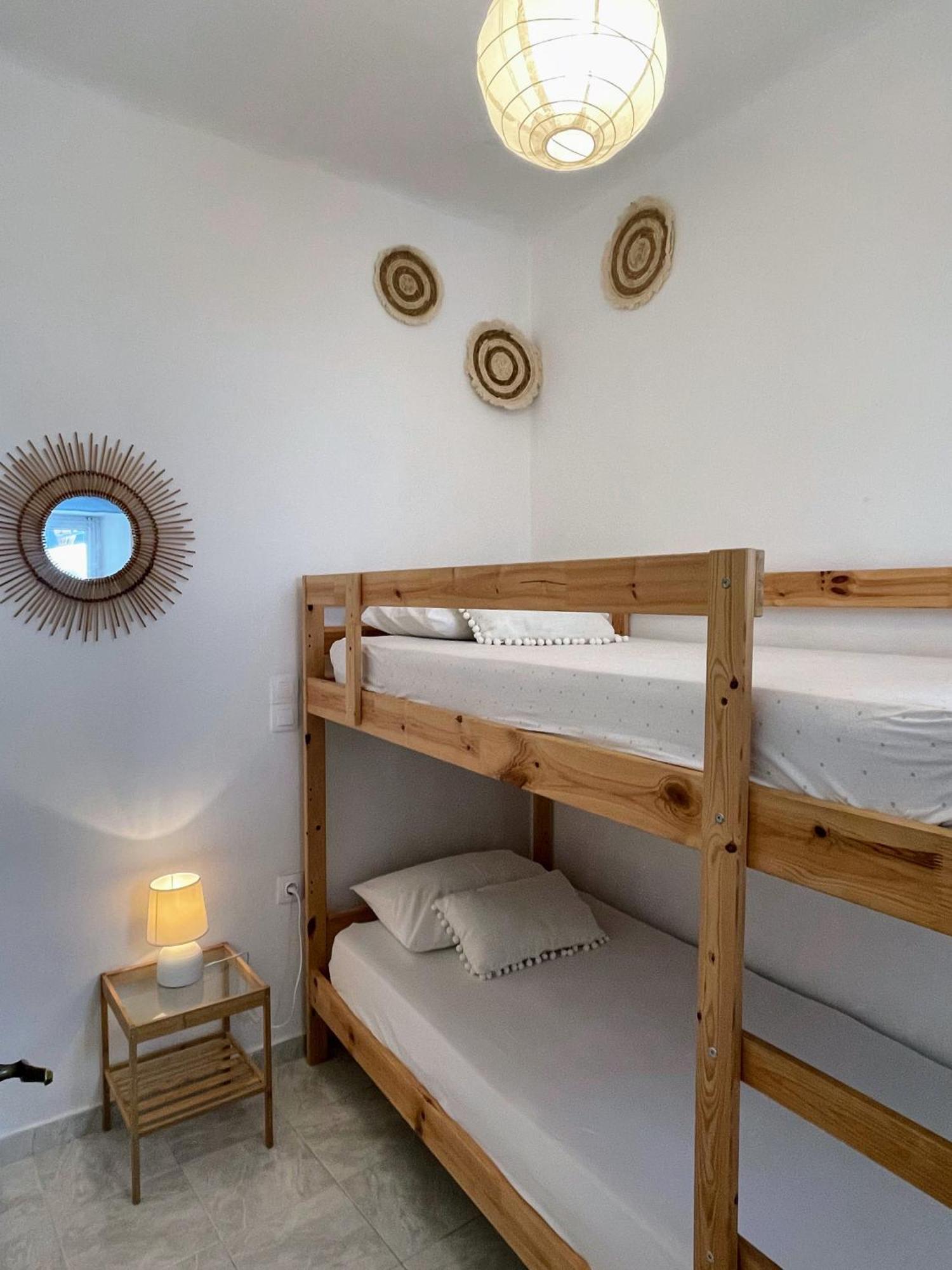 Apartment Mesogitonia House
